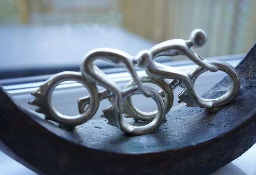 Hotelli Hollicarrs Long Lane Lodge