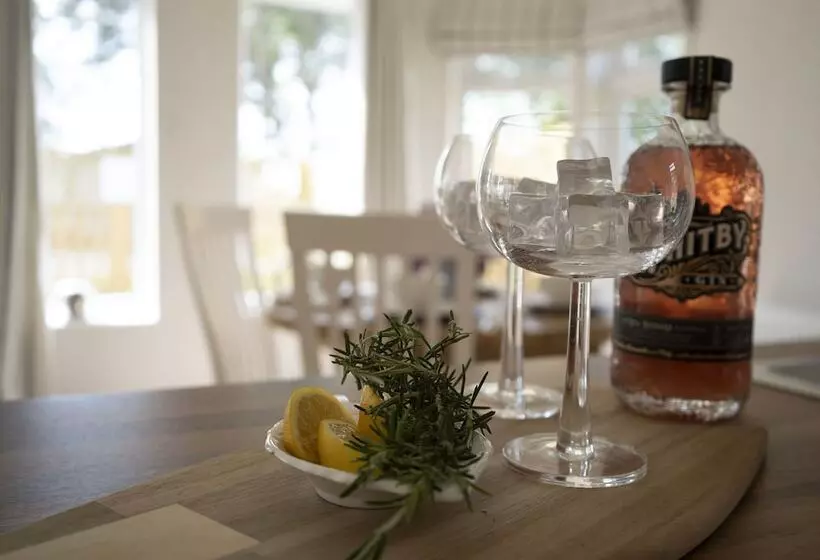 Hotelli Hollicarrs Long Lane Lodge