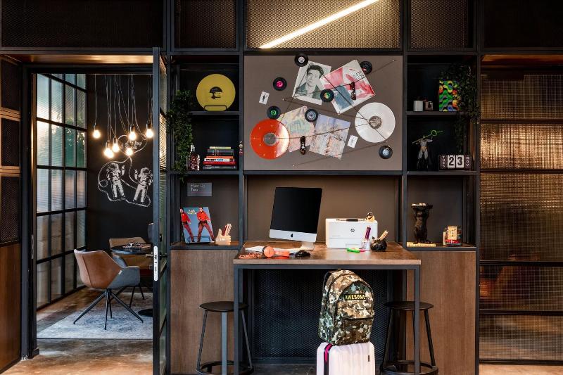 هتل Moxy Glasgow Sec