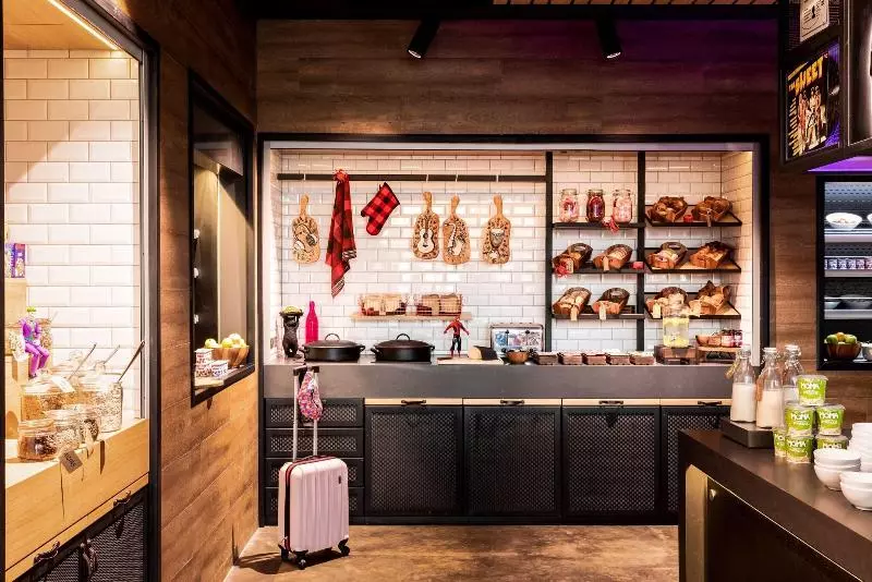 هتل Moxy Glasgow Sec