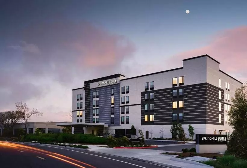 Hotelli Springhill Suites By Marriott Milpitas Silicon Valley