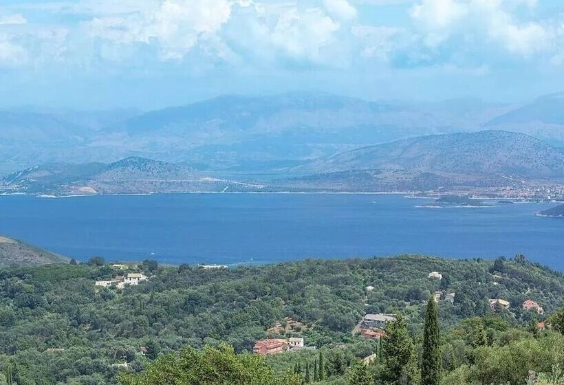 بنسيون Villa Nafsika With Amazing View