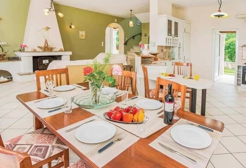 膳宿费 Villa Nafsika With Amazing View