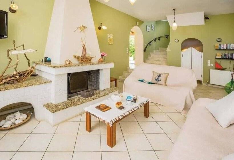 بنسيون Villa Nafsika With Amazing View