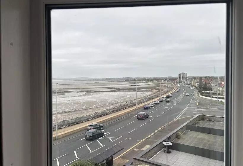 Hotelli The Strathmore