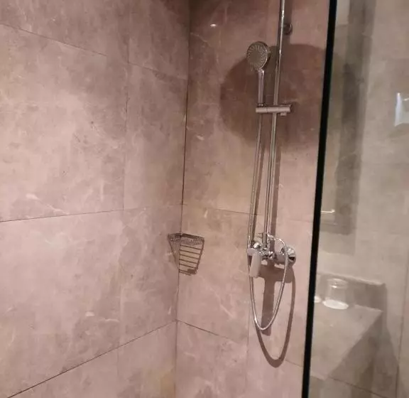 Suni Hotel And Convention Abepura Managed By Parkside