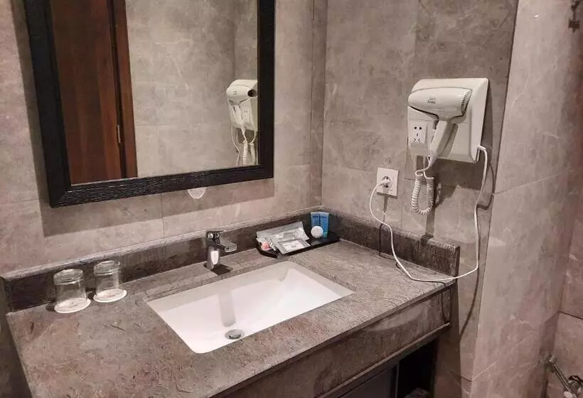 Suni Hotel And Convention Abepura Managed By Parkside