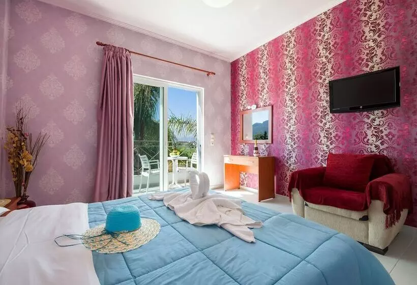 پانسیون Suite Room For 5