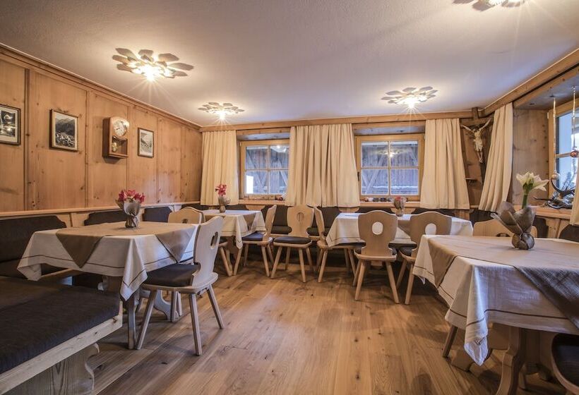 فندق Berghof Soelden Anno 1588