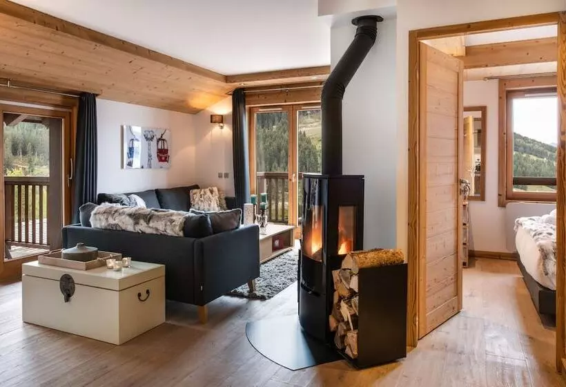 اقامتگاه Whistler Lodge By Alpine Resorts