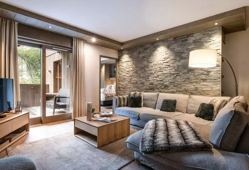 اقامتگاه Whistler Lodge By Alpine Resorts