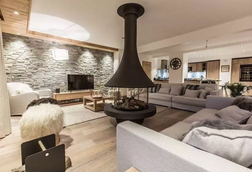اقامتگاه Whistler Lodge By Alpine Resorts
