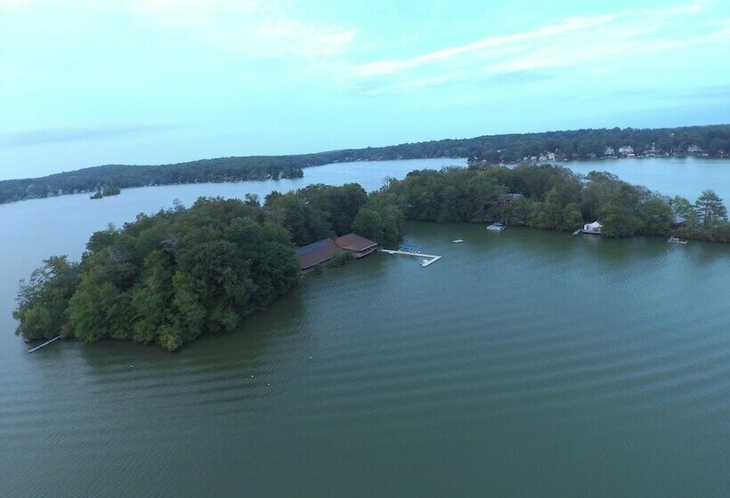 Cabin Deck House  Formidable Cabin In Laurel Island