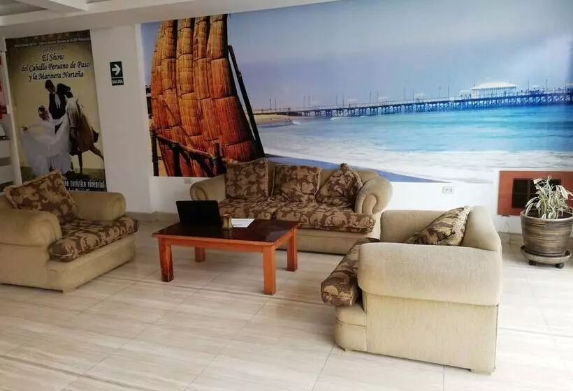 ホテル Libertad Huanchaco