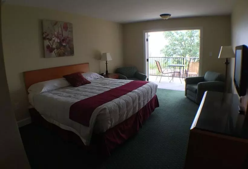 Hotelli Whitney Mountain Lodge