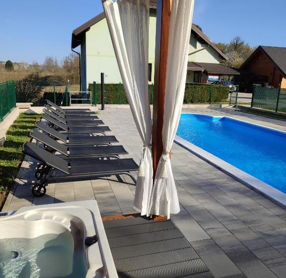 펜션 Villa čančar