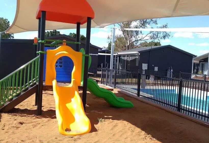 モーテル Sunshine Gardens Bourke Resort