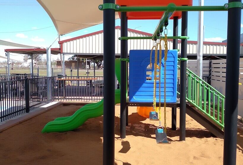 モーテル Sunshine Gardens Bourke Resort