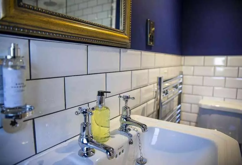 Aamiaismajoitus (B&B) Church House Inn