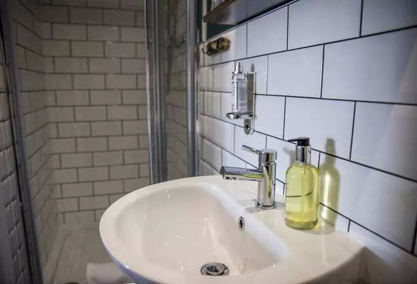 Aamiaismajoitus (B&B) Church House Inn