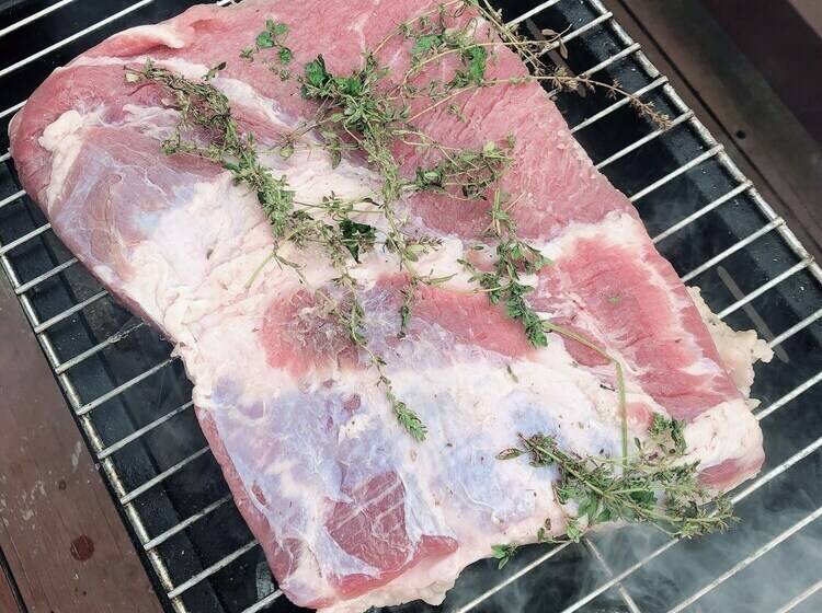 Izu House Luxury Log With Cozy Fireplace