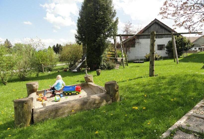 Baby Und Kinderhof Aicherbauer