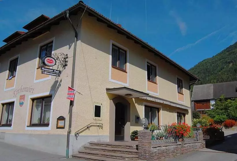 تختخواب و صبحانه Frühstückspension Kirchenwirt