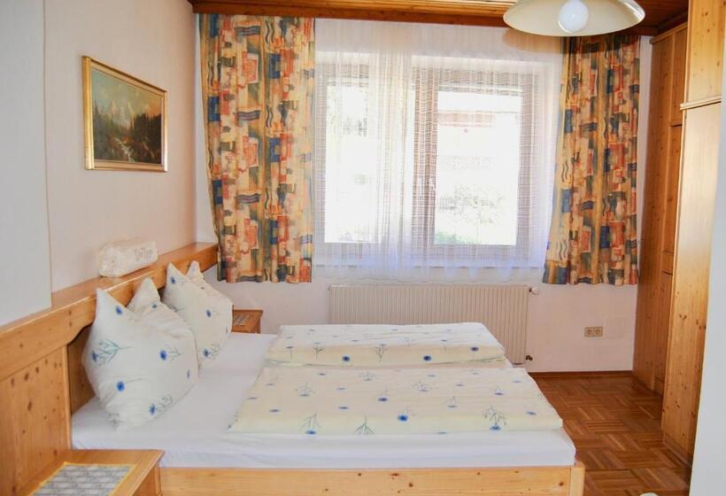 مبيت وإفطار Frühstückspension Kirchenwirt