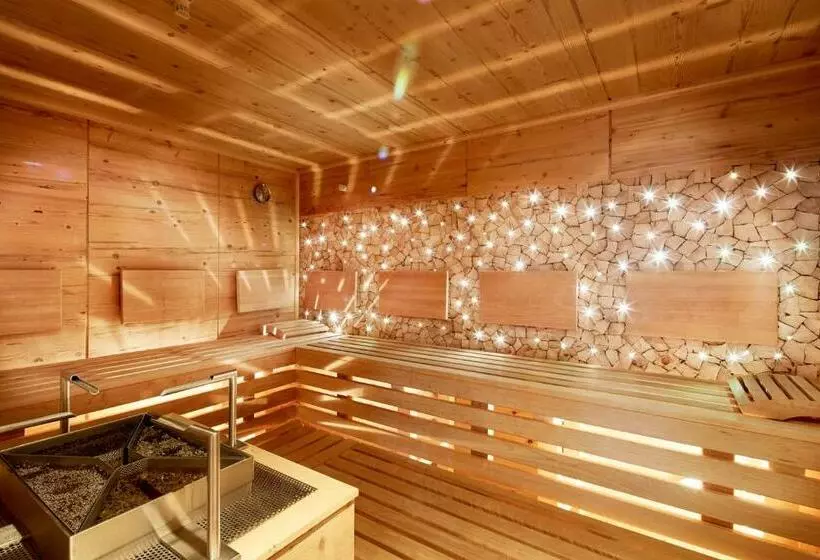 Central Hotel & Apart Mit Landhaus Central