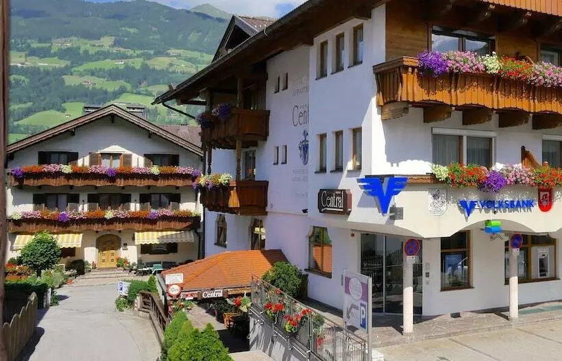 Central Hotel & Apart Mit Landhaus Central