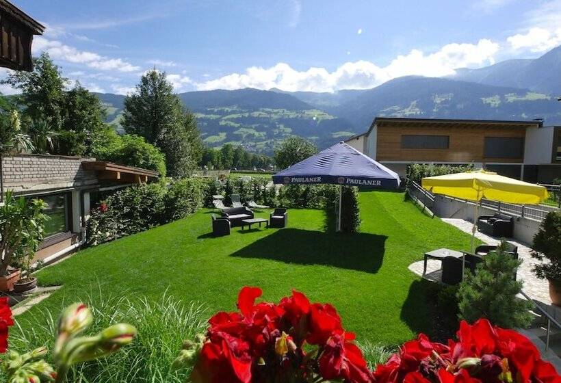 Central Hotel & Apart Mit Landhaus Central