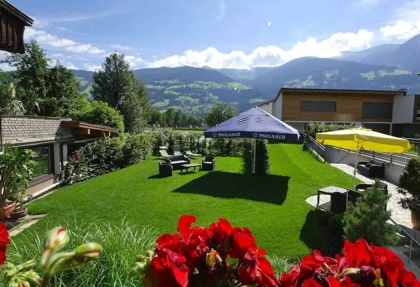 Central Hotel & Apart Mit Landhaus Central