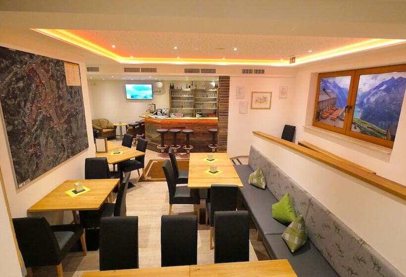 Central Hotel & Apart Mit Landhaus Central