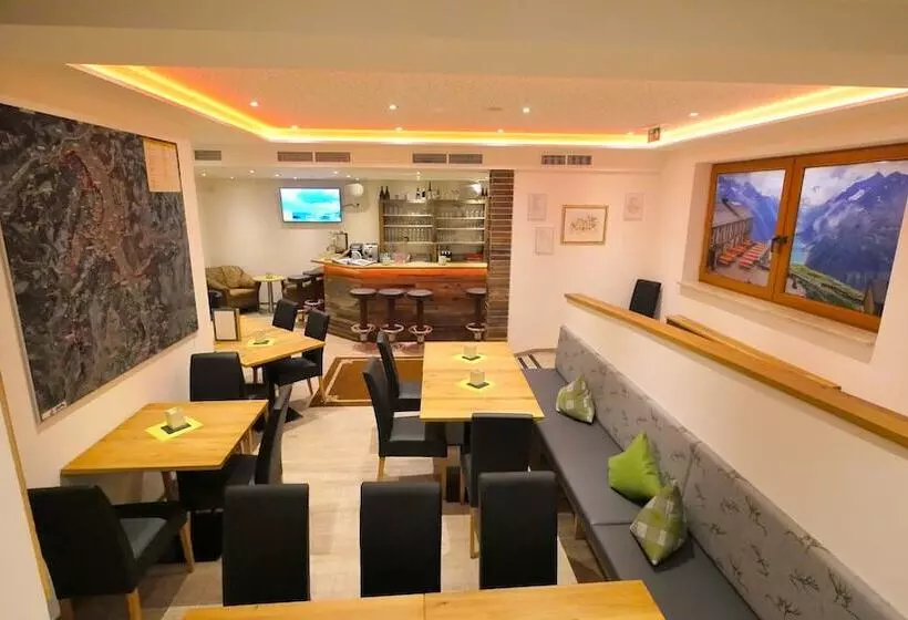 Central Hotel & Apart Mit Landhaus Central