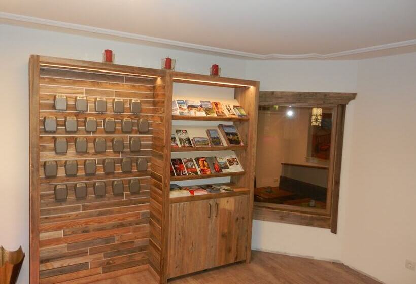 Central Hotel & Apart Mit Landhaus Central