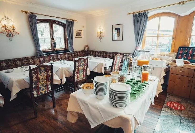 Отель Batzenhäusl