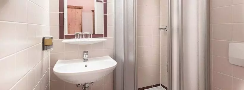 Отель Batzenhäusl