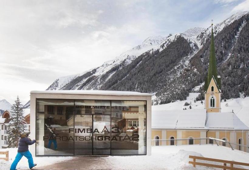 فندق Garni Bellevue