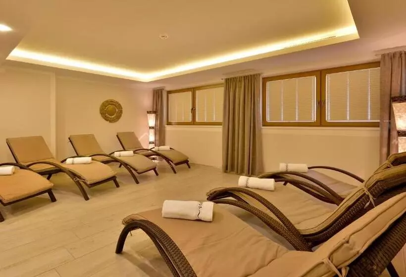 호텔 Garni Jennewein