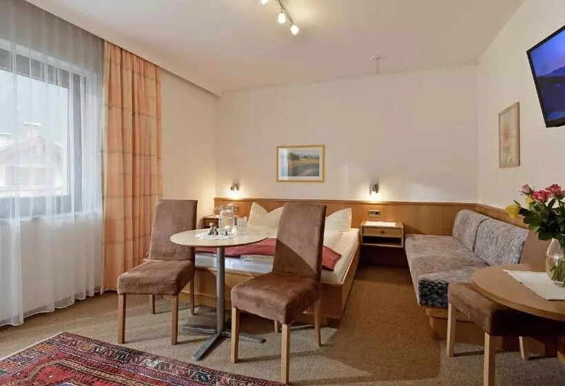 호텔 Garni Jennewein