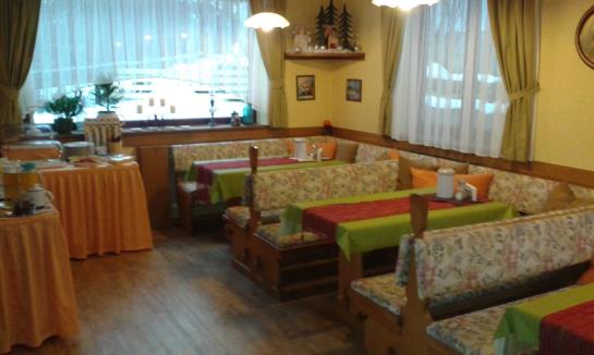 بنسيون Gästehaus Nikolaus