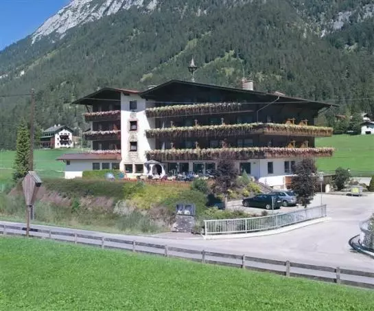 Отель Sportpension Geisler