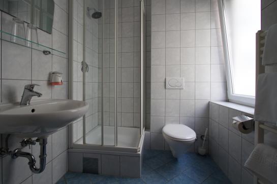 膳宿费 Goldenes Dachl Gasthof