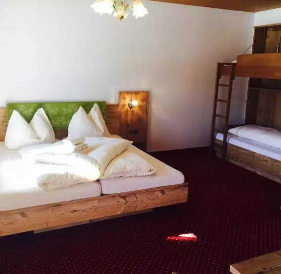 Отель Haflingerhof