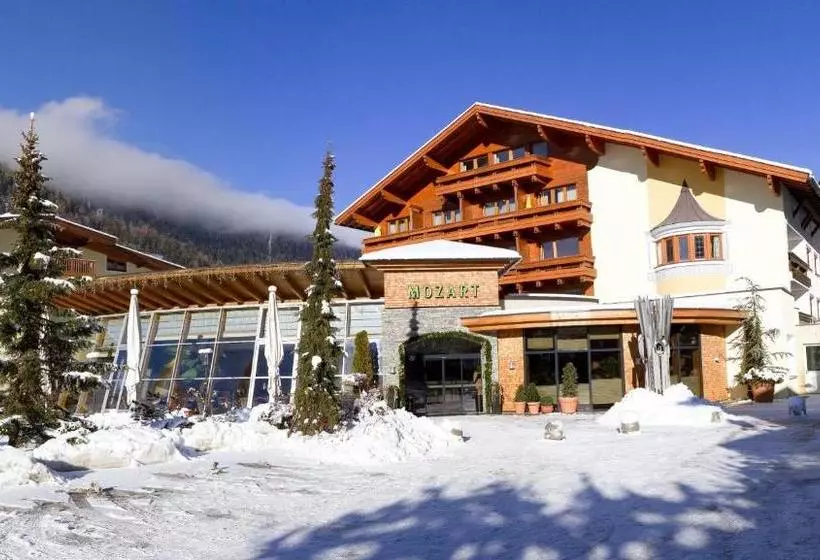 Отель Mozartvital