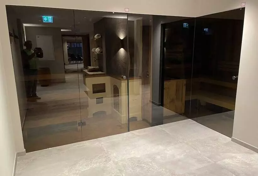 בית מלון כפרי Resort Schrofenblick