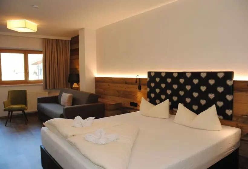 בית מלון כפרי Resort Schrofenblick