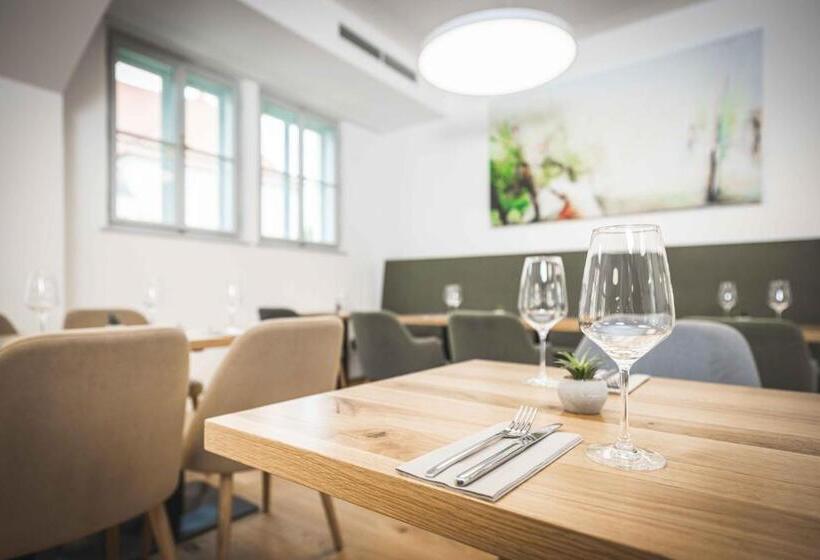 酒店 Schloss Haindorf