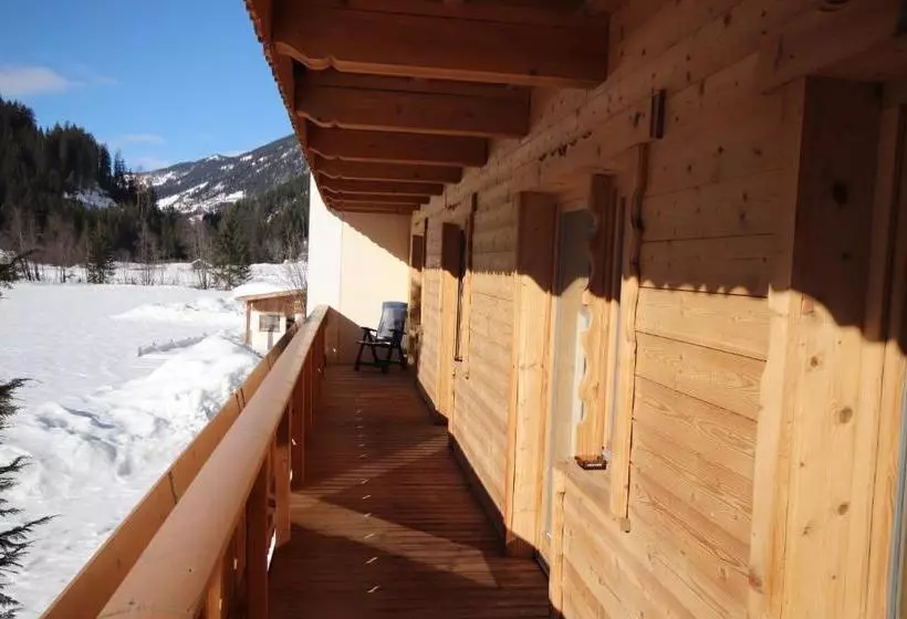 Отель Apartments Seerhof