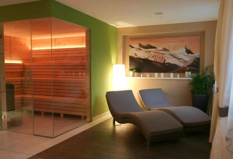 בית מלון כפרי Sportalm